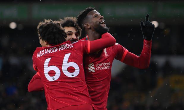 汤唯和玄彬在电影里传说有数分钟 汤唯将在韩国举办作品展 上映《晚秋》等四部电影 2022-09-28 近日，据报道，韩国艺术影院Art Nine将举办“汤唯代表作品展”，展映《晚秋》《北京遇上西雅图之不二情书》《地球最后的夜晚》《分手的决心》四部作品。